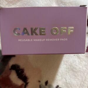 Purple Makeup Remover Pads